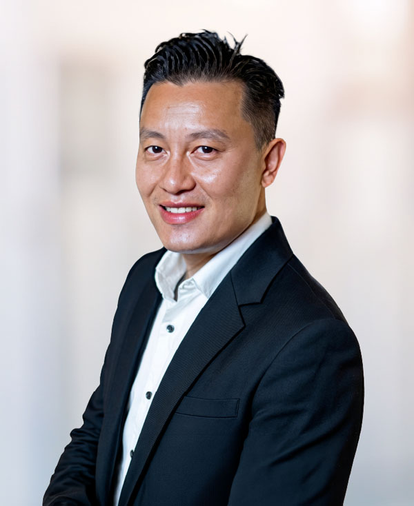 Christopher Ninh